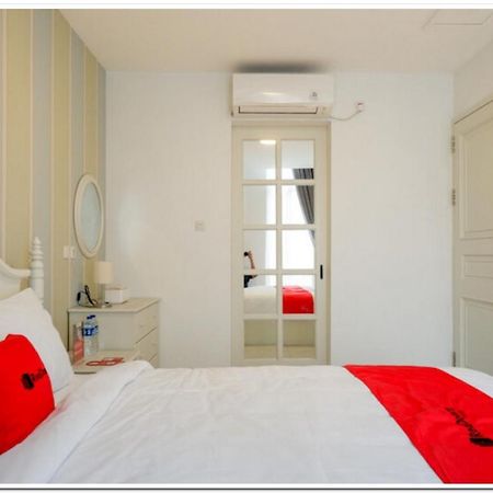 Reddoorz Plus @ Madukoro Raya Semarang Eksteriør bilde